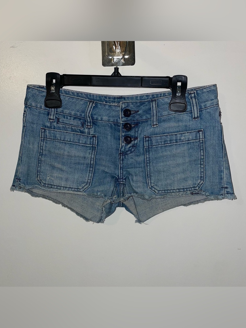 Vintage Y2K American Eagle Light Wash Denim Button-Front Low Rise Short Shorts - Picture 1 of 9